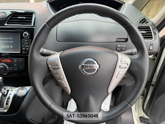 Nissan SERENA 2014-03 8647577-17