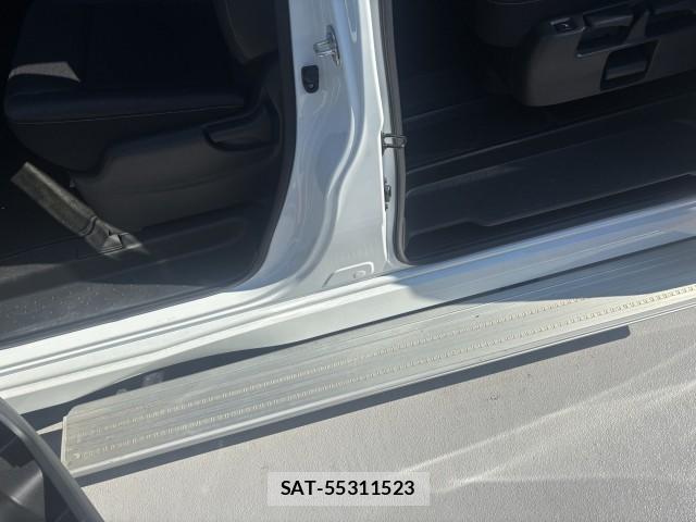 Nissan SERENA 2024-10 8647599-7