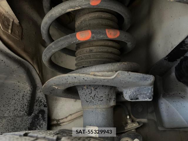 Nissan SERENA 2011-05 8647833-19