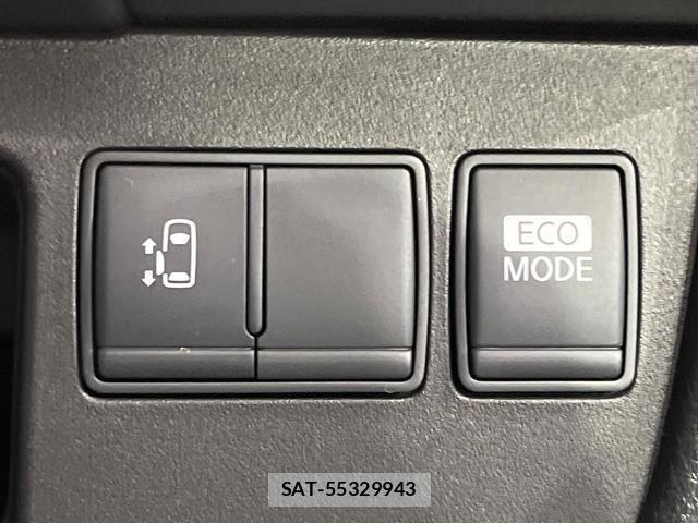Nissan SERENA 2011-05 8647833-3