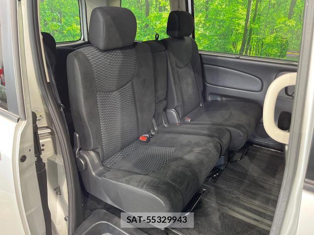 Nissan SERENA 2011-05 8647833-7