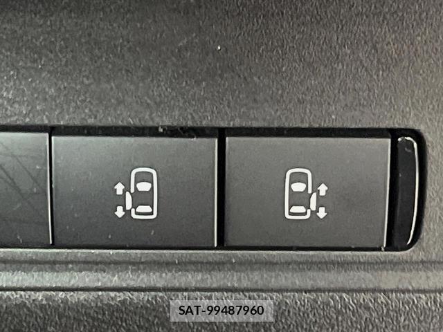 Nissan SERENA 2023-06 8647884-4
