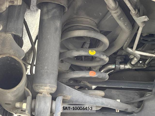 Nissan SERENA 2016-11 8647927-19