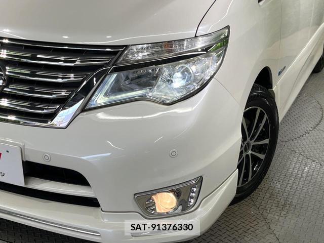 Nissan SERENA 2014-09 8648219-12