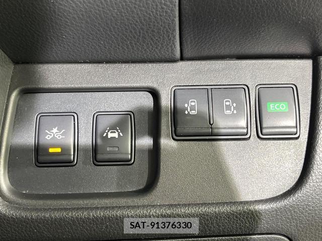 Nissan SERENA 2014-09 8648219-5