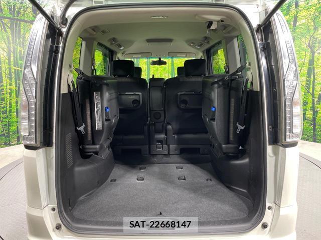 Nissan SERENA 2015-07 8648272-11