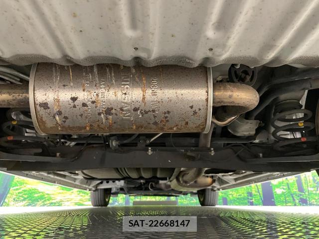 Nissan SERENA 2015-07 8648272-18