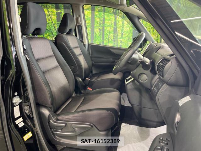 Nissan SERENA 2017-07 8648342-7