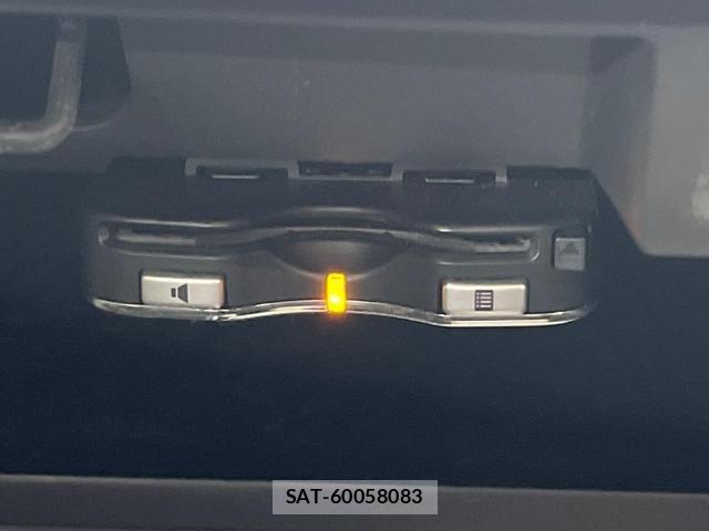Nissan SERENA 2012-03 8648343-5