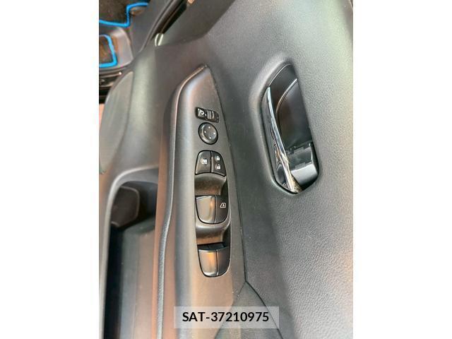 Nissan SERENA 2018-05 8649377-12