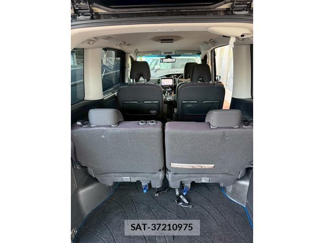 Nissan SERENA 2018-05 8649377-7
