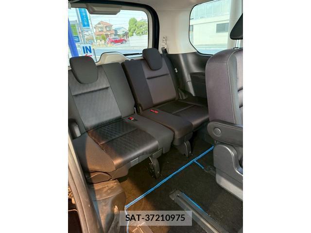 Nissan SERENA 2018-05 8649377-8