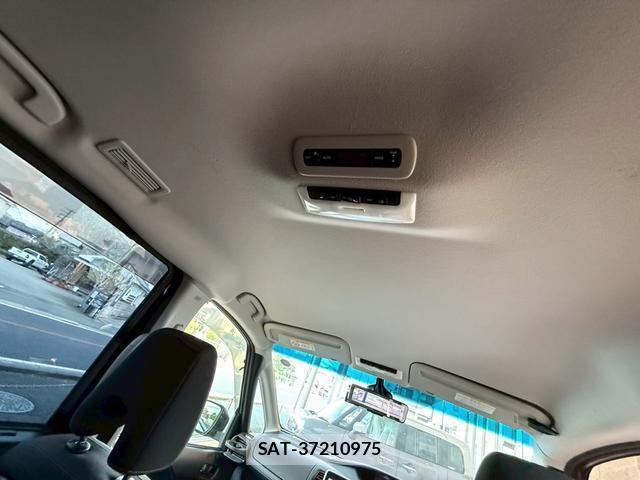 Nissan SERENA 2018-05 8649377-9