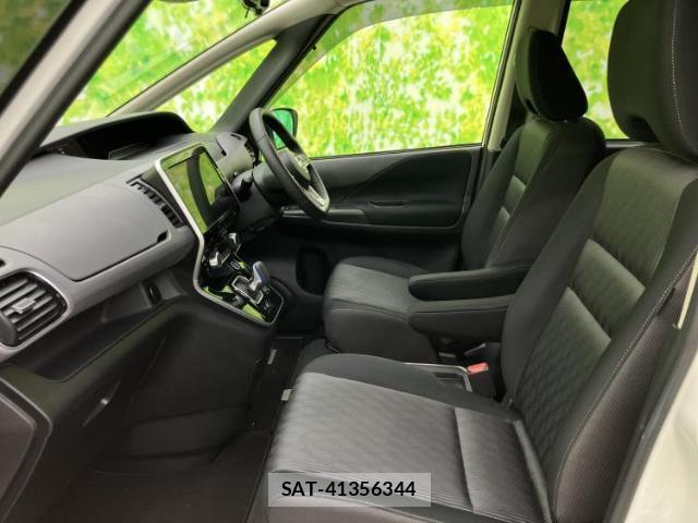 Nissan SERENA 2021-08 8649738-6