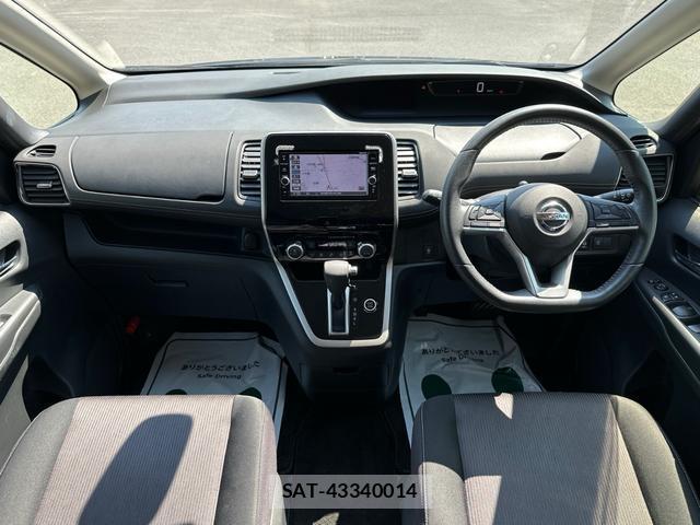 Nissan SERENA 2018-02 8649918-1