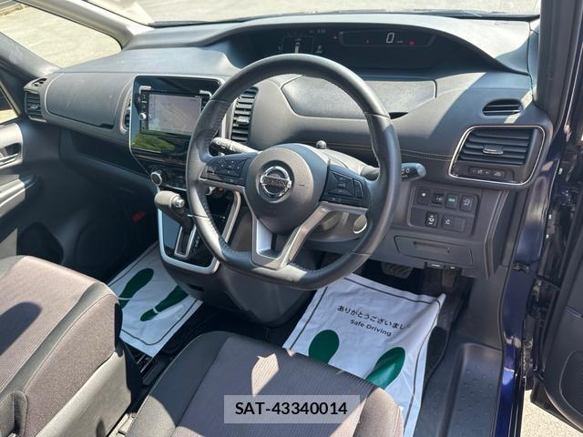 Nissan SERENA 2018-02 8649918-11