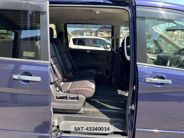 Nissan SERENA 2018-02 8649918-12