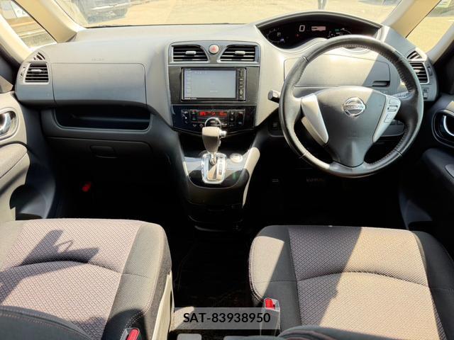 Nissan SERENA 2013-07 8649940-2