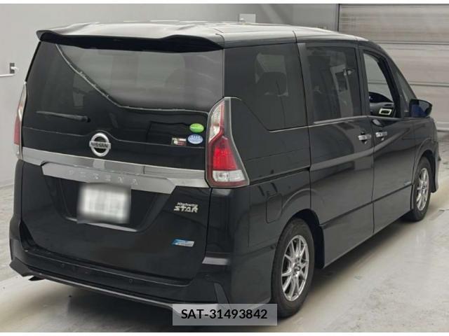 Nissan SERENA 2017-02 8650335-1