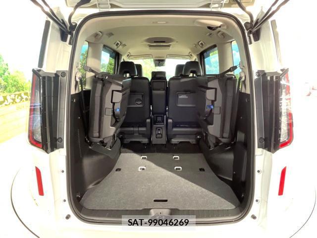 Nissan SERENA 2023-08 8651116-10