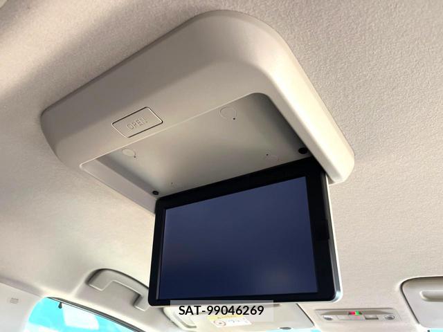 Nissan SERENA 2023-08 8651116-4