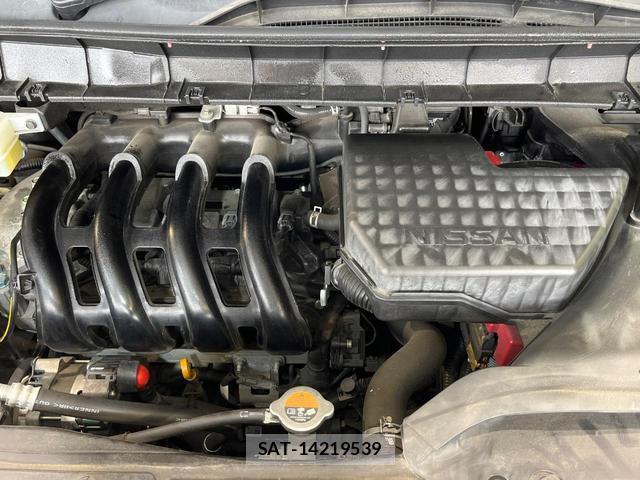 Nissan SERENA 2016-12 8651210-17