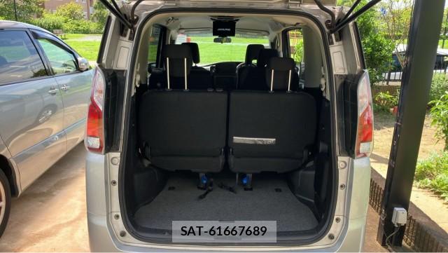 Nissan SERENA 2018-04 8651268-17