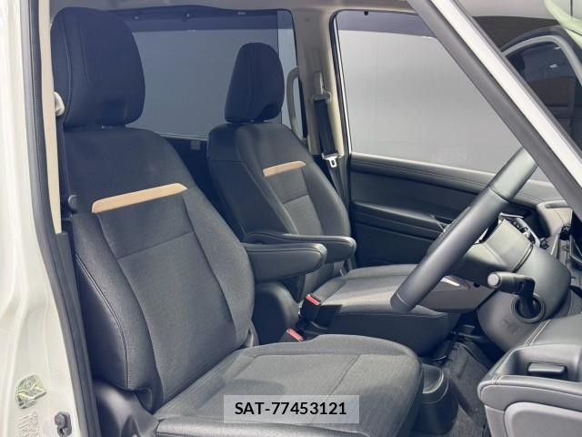 Nissan SERENA 2023-11 8651581-18