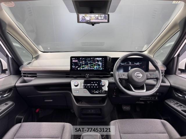 Nissan SERENA 2023-11 8651581-2