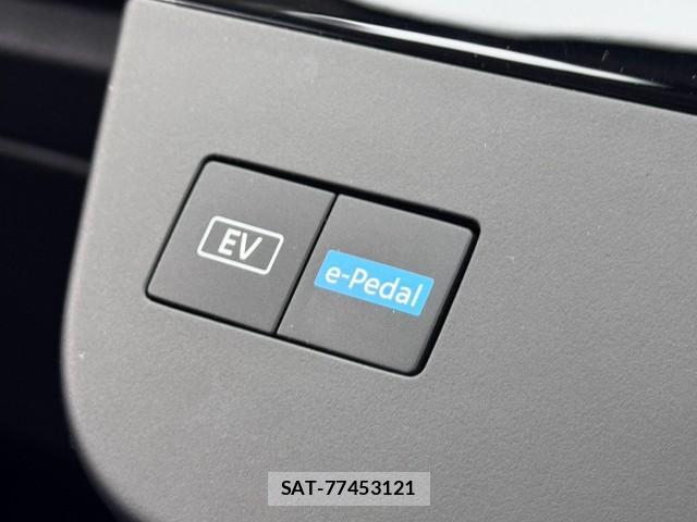 Nissan SERENA 2023-11 8651581-8