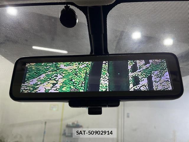 Nissan SERENA 2018-10 8652102-7