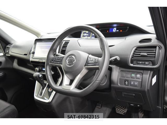 Nissan SERENA 2018-06 8652502-16