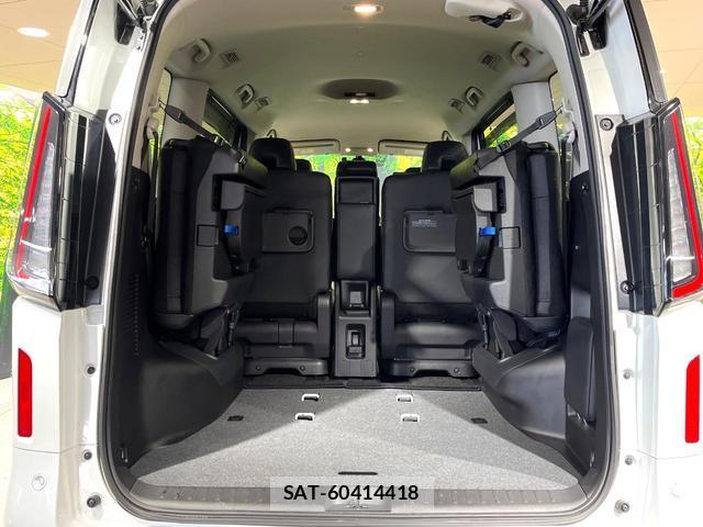 Nissan SERENA 2023-09 8653097-9