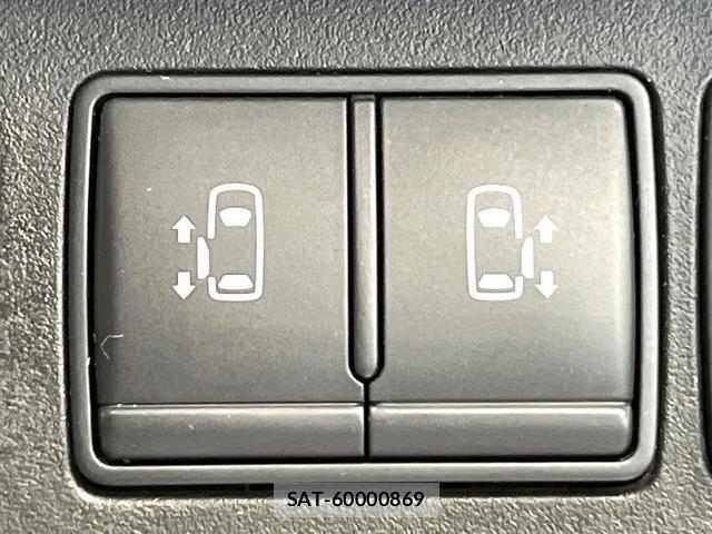 Nissan SERENA 2012-04 8653256-3