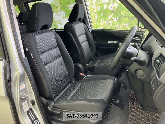 Nissan SERENA 2022-07 8653711-3