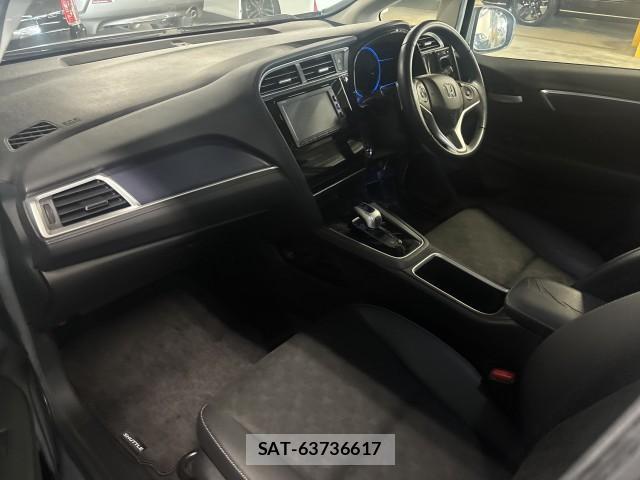 Honda SHUTTLE 2017-02 8647606-5