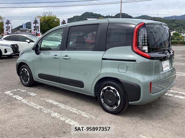 Toyota SIENTA 2025-11 8646609-15