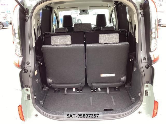 Toyota SIENTA 2025-11 8646609-18