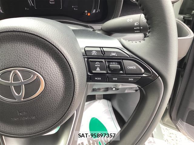 Toyota SIENTA 2025-11 8646609-8