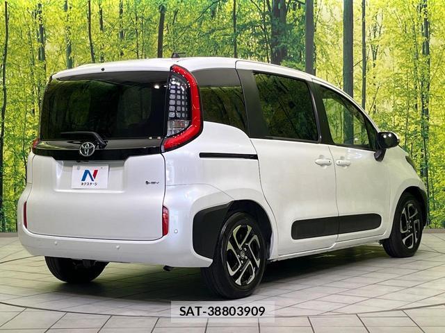 Toyota SIENTA 2024-06 8646730-17