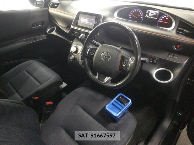 Toyota SIENTA 2018-01 8647150-2