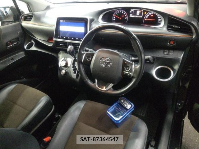 Toyota SIENTA 2021-03 8647192-2