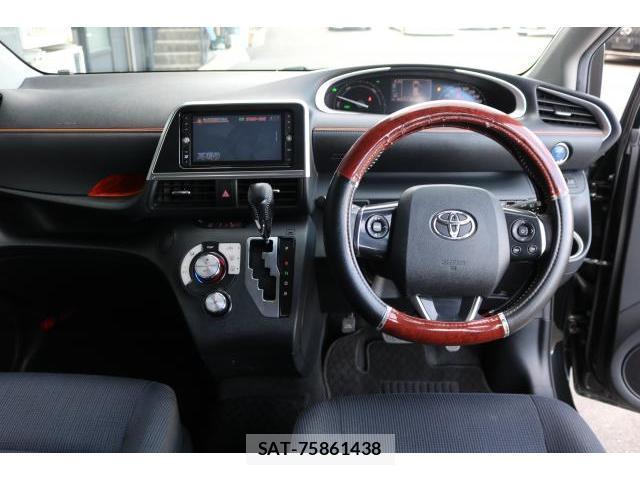 Toyota SIENTA 2017-11 8647222-2