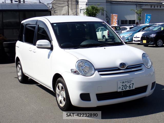 Toyota SIENTA 2008-02 8647263-11