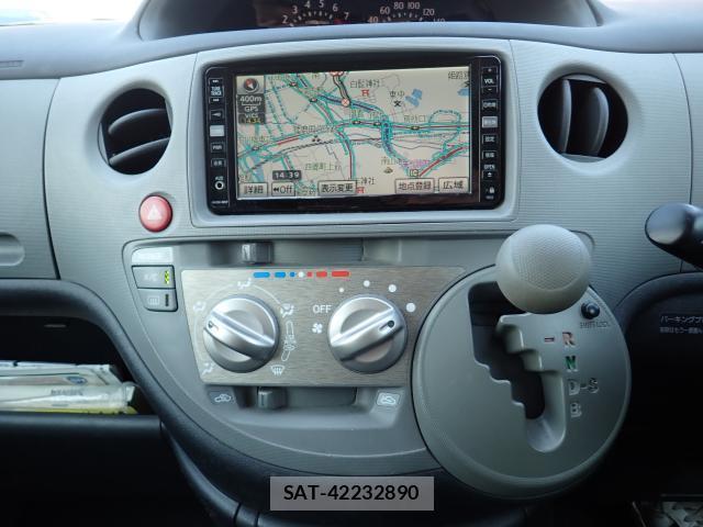 Toyota SIENTA 2008-02 8647263-15