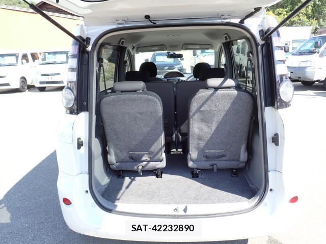 Toyota SIENTA 2008-02 8647263-18