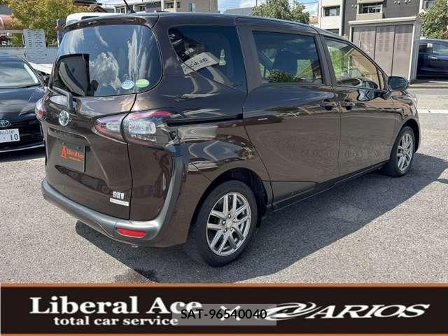 Toyota SIENTA 2015-07 8647345-10