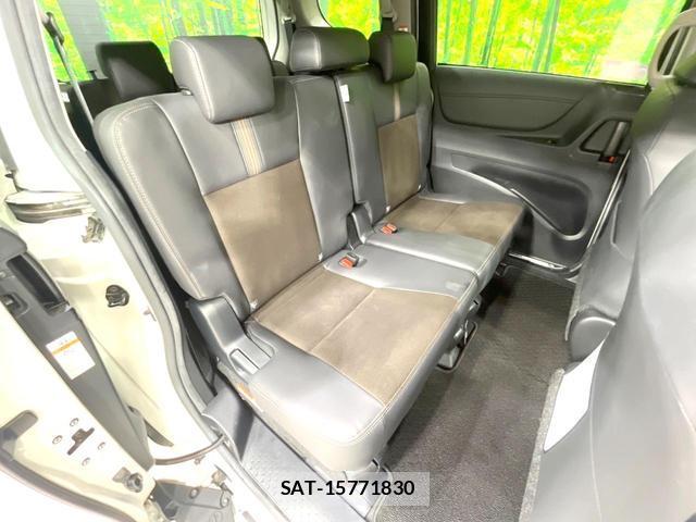 Toyota SIENTA 2019-05 8648131-8