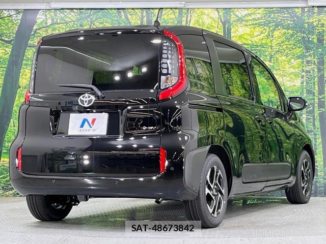 Toyota SIENTA 2026-06 8648200-18