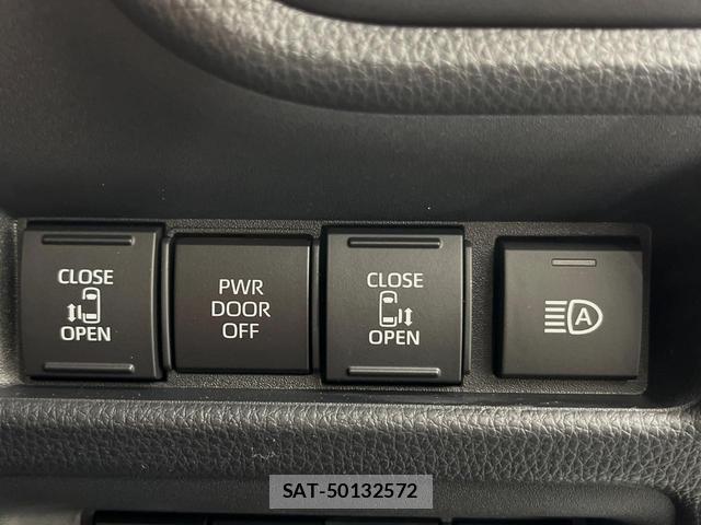 Toyota SIENTA 2026-06 8648203-7